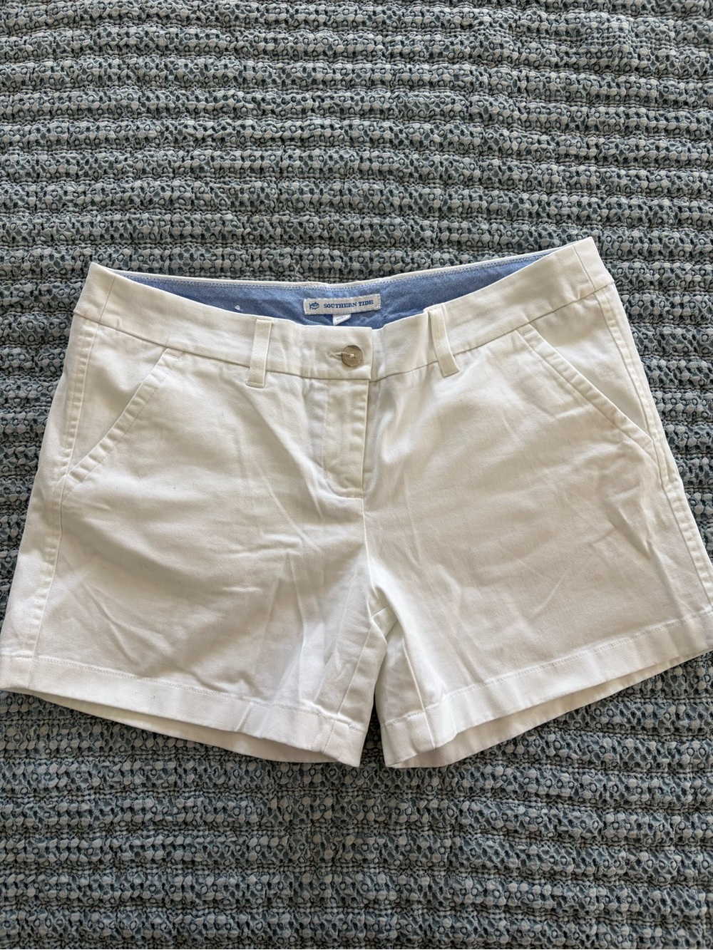 Southern Tide White Cotton Blend Bermuda Shorts 5” Inseam